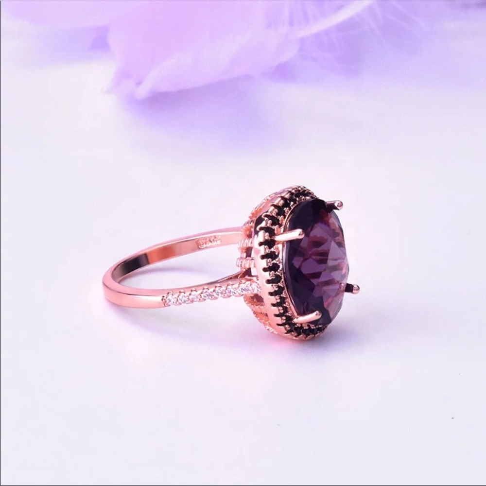 New Luxury Rose Gold Diamond Bridal Ring - Picture 5 of 5